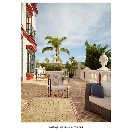 Lodge Palacio De *